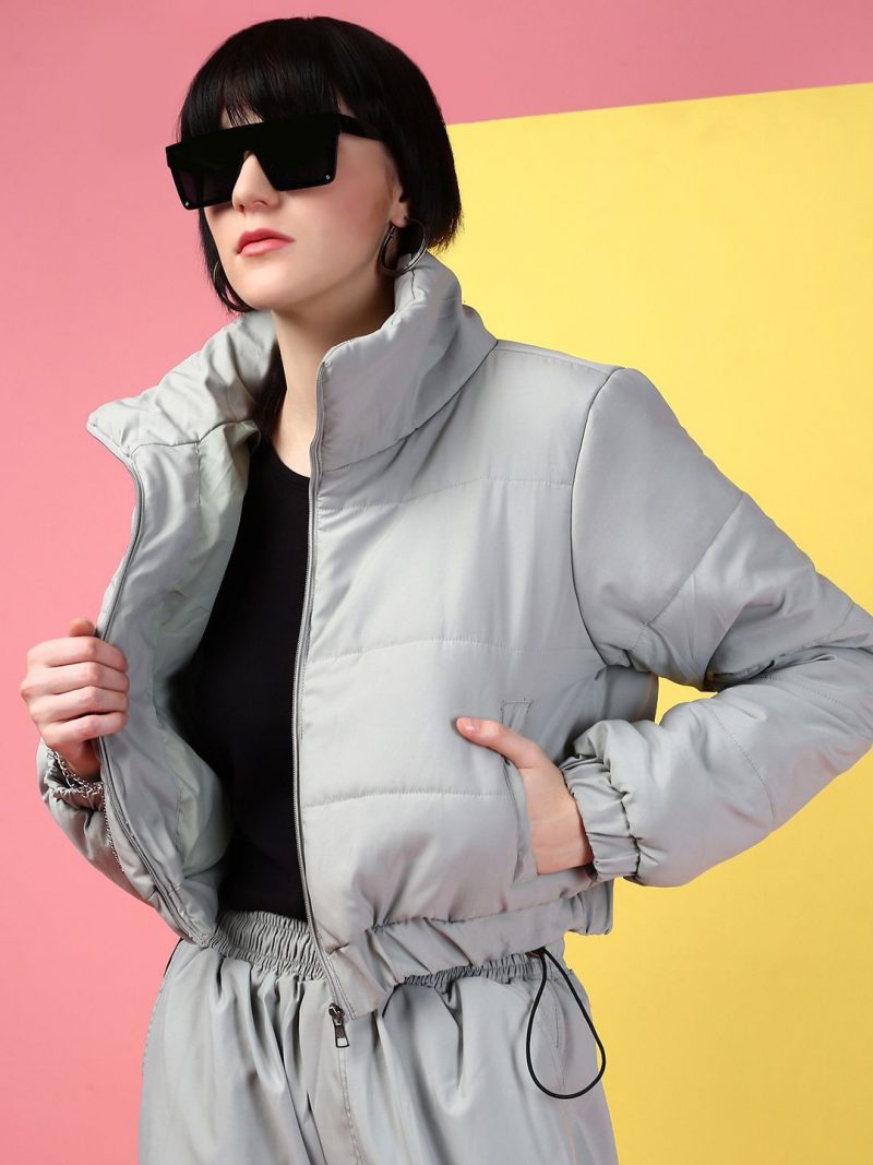 Women Solid Insulator Crop Winter Puffer Jacket - Image 6